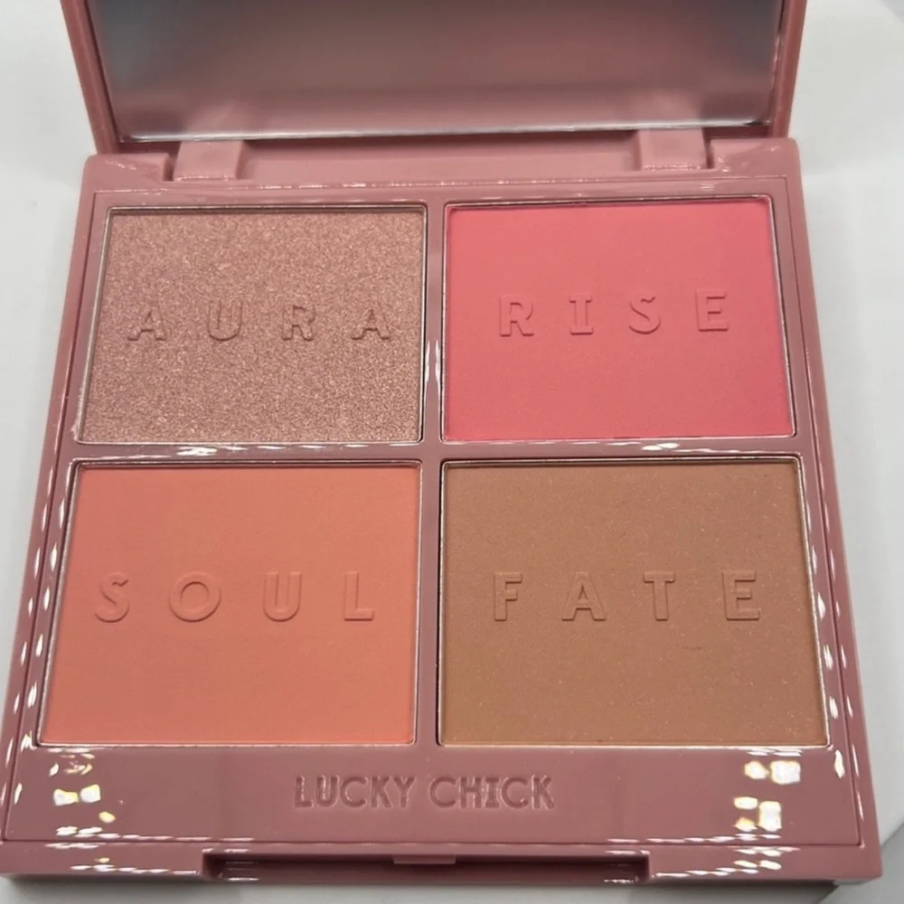 Lucky Chick Mystic Halo Glow Palette new in box
